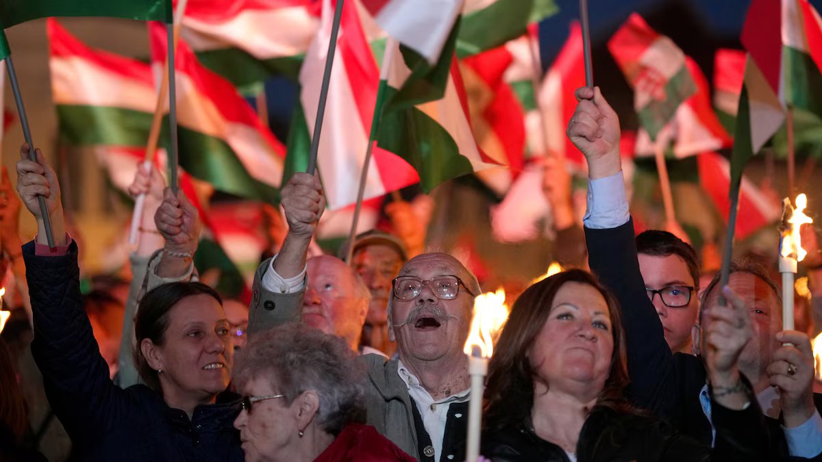 As assembleias de voto foram encerradas na Hungria com uma participação recorde. Corrida difícil para Orbán