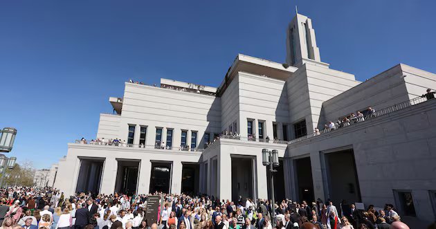 Baixe o resumo em PDF dos discursos da Conferência Geral de abril de 2026 – Deseret News