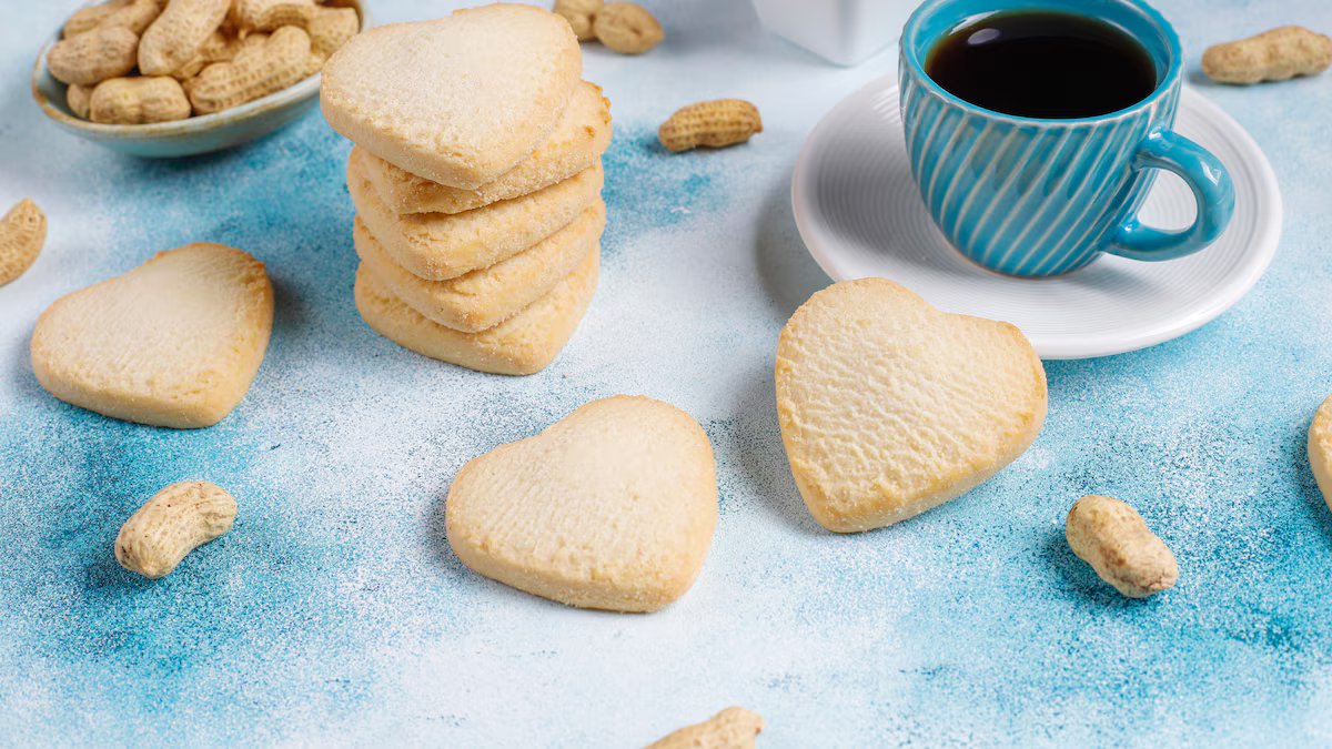 Biscoitos de amido de milho passo a passo com poucos ingredientes e menos de 20 minutos