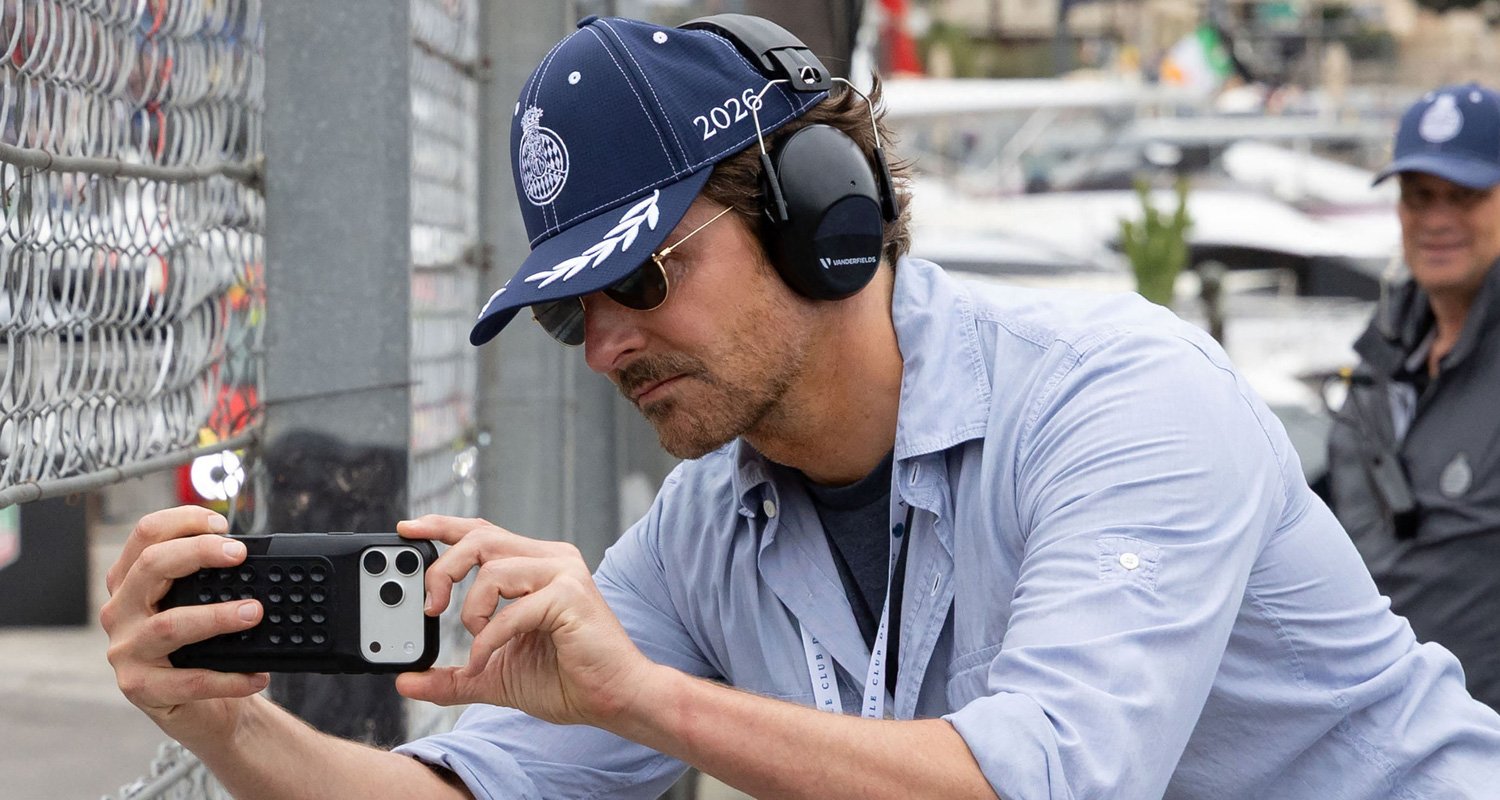 Bradley Cooper torna-se fotógrafo de pista no histórico Grande Prêmio de Mônaco | Fotos espontâneas de Bradley Cooper | Notícias e fofocas sobre celebridades | Entretenimento, fotos e vídeos