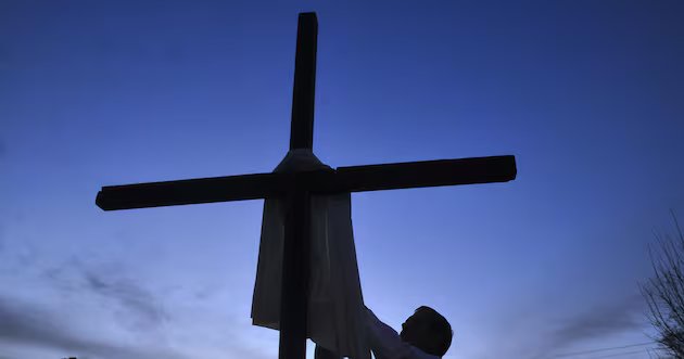 Comemore o fim de semana da Páscoa com estas canções de adoração – Deseret News