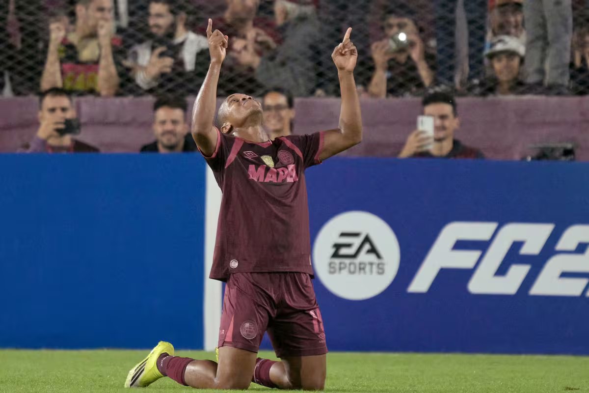 Copa Libertadores. Lanus venceu o sempre pronto com outro gol importante de Yoshan Valois