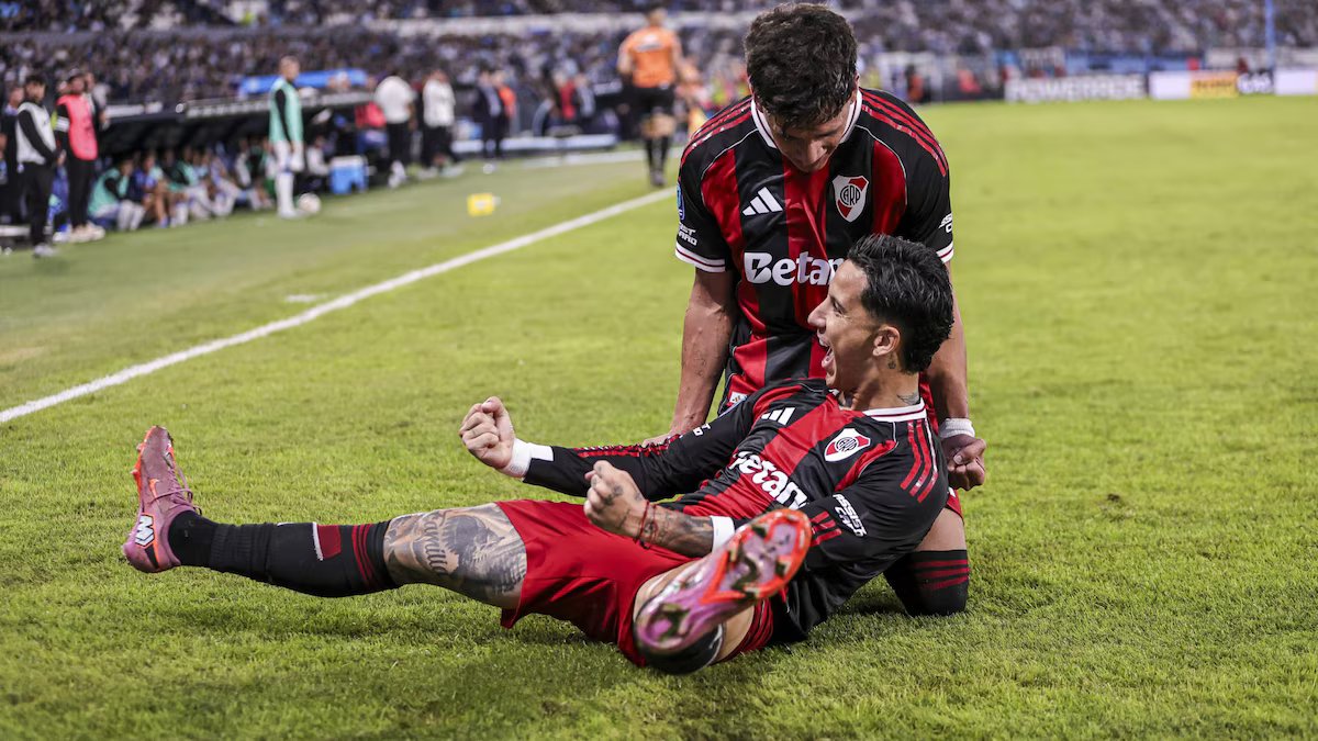 Coudet é a regra, River sempre toma decisões melhores e esfrega as mãos para o jogo que tanto deseja