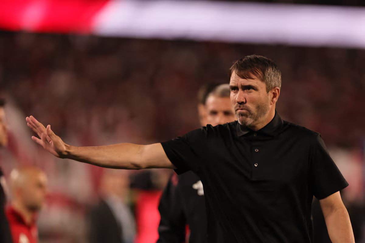 Eduardo Coude defendeu o River após a derrota por 3-1 para o Aldosivi e disse sobre a sua chegada: “Isto foi o Vietname”.