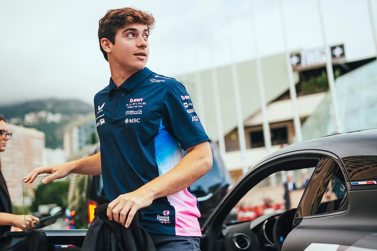 Efeito colapinto. a paixão que nasceu nas pistas, se espalhou pelos bares, discotecas, simuladores e se tornou um fenômeno social.