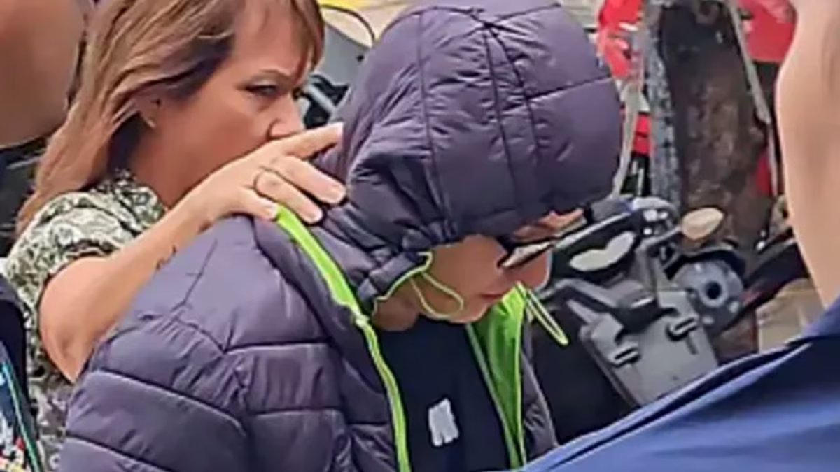 Ele filmou seu convidado da festa de aniversário e explicou por que fez isso em um vídeo