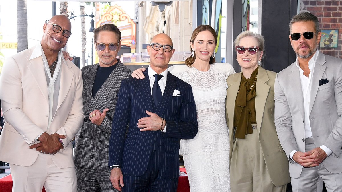 Emily Blunt e Stanley Tucci recebem apoio de amigos famosos na cerimônia da Calçada da Fama! – Just Jared – Notícias e fofocas sobre celebridades