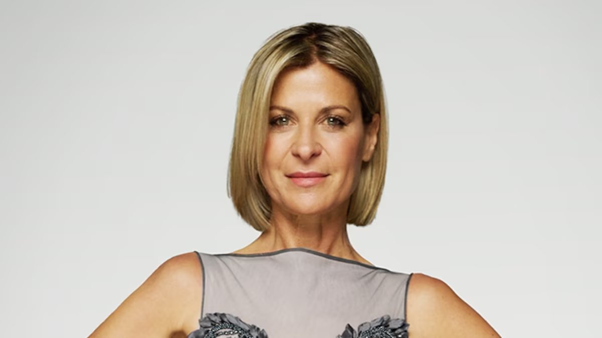 Eugênia Tobal. o regresso ao teatro, a culpa materna e o mau gosto do seu último trabalho na televisão