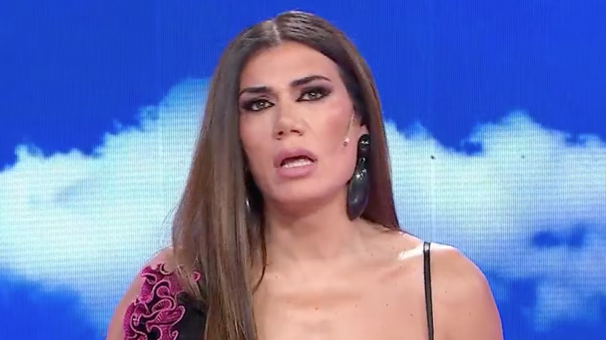 Florencia de la V se abriu sobre seu passado e explicou por que ver um policial a deixa em pânico