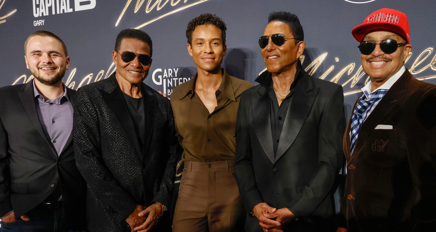 Jaafar Jackson com o pai Jermaine, tios e primo Prince na exibição de ‘Michael’ Hometown | Jaafar Jackson, Jackie Jackson, Jermaine Jackson, Marlon Jackson, Michael, Prince Jackson | Notícias e fofocas sobre celebridades | Entretenimento, fotos e vídeos