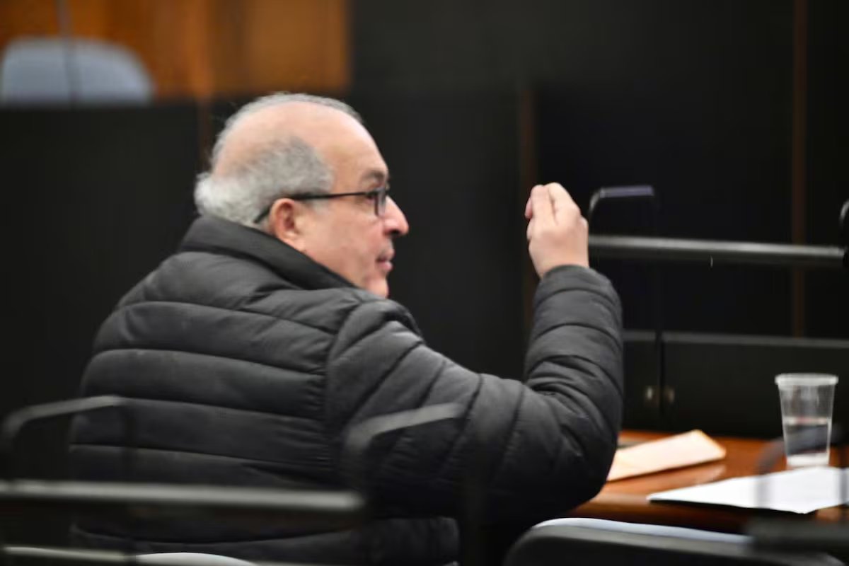 José López declarou durante o julgamento de Cuadernos de las Bribes. ele não falou sobre sua confissão e refinou sua versão de Christina Kirchner.