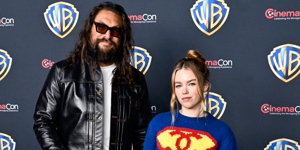 Milly Alcock e Jason Momoa promovem ‘Supergirl’ com filmagens estendidas no CinemaCon 2026 | Universo DC Jason Momoa Milly Alcock Filmes Supergirl | Notícias e fofocas sobre celebridades | Entretenimento, fotos e vídeos