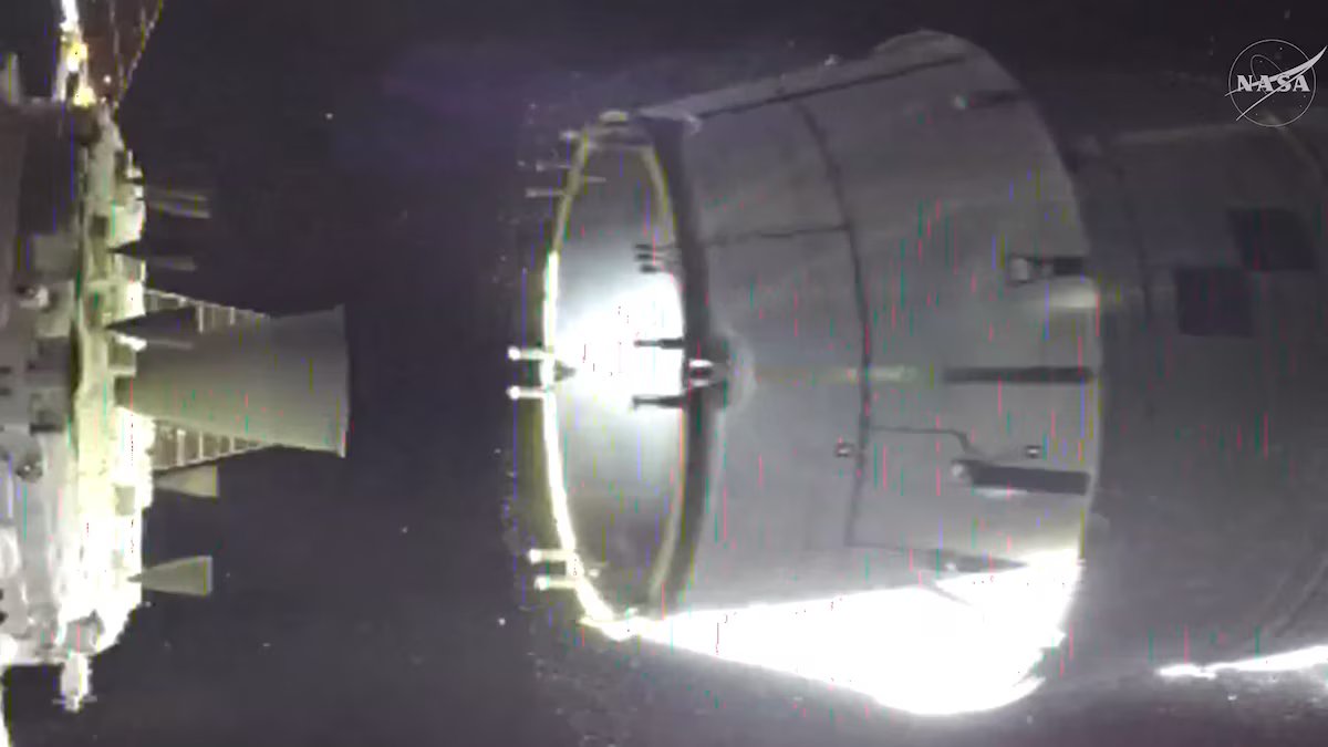 Nave espacial Orion destacada: controle manual e testes importantes para o futuro da operação