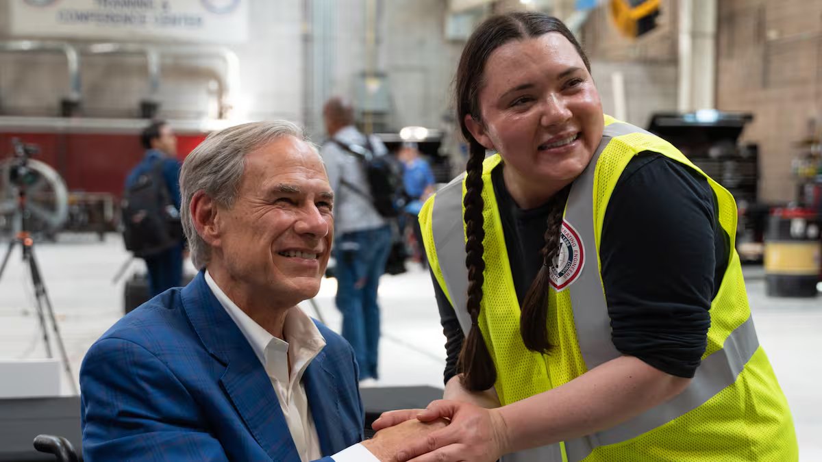 Notícias do Texas hoje ao vivo. Abbott compromete US$ 99 milhões para hospitais rurais