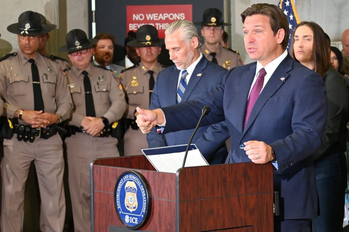 Nova lei de Ron DeSantis na Flórida. proíbe o financiamento público de DEI e agendas climáticas