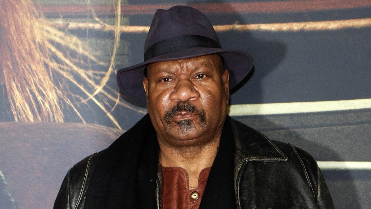 O ator de ‘Missão: Impossível’ Ving Rhames é levado ao hospital após desmaiar em um restaurante de Los Angeles – Just Jared – Celebrity News & Gossip