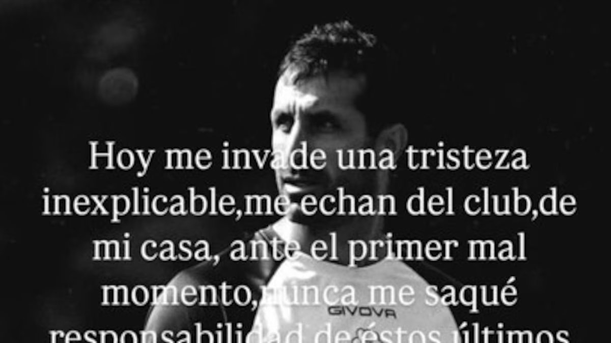 O ginásio demitiu o treinador que dirigiu tudo contra a gestão. Sairam 11 treinadores em 12 datas.