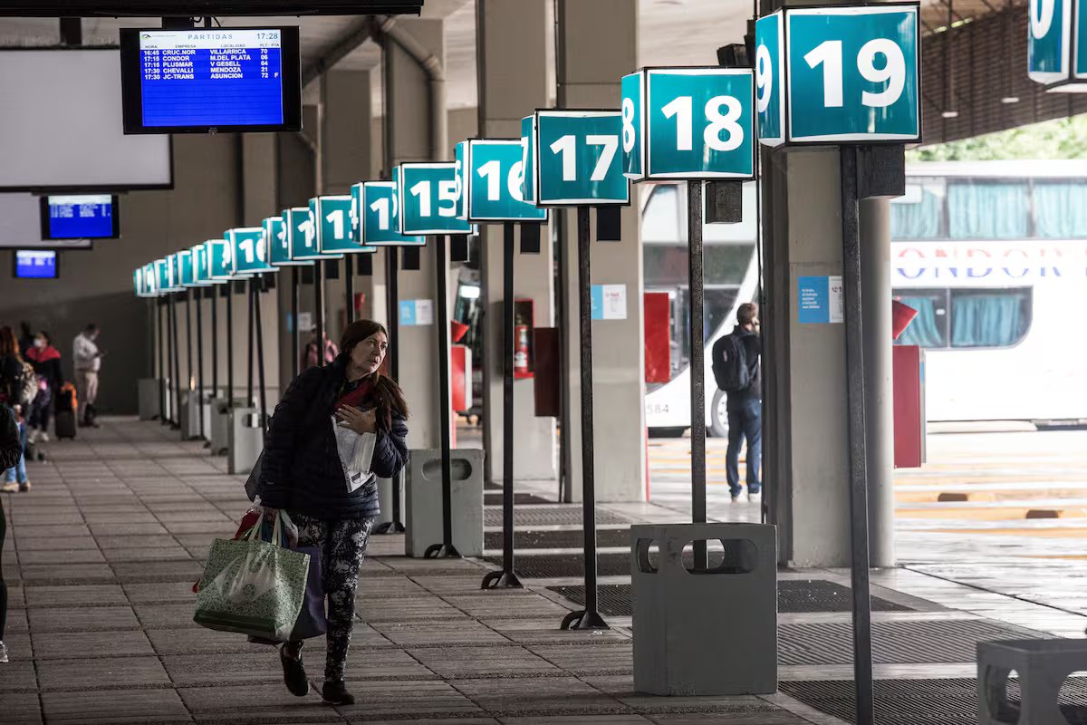 O governo abre concurso privado para a reconstrução do terminal do Retiro