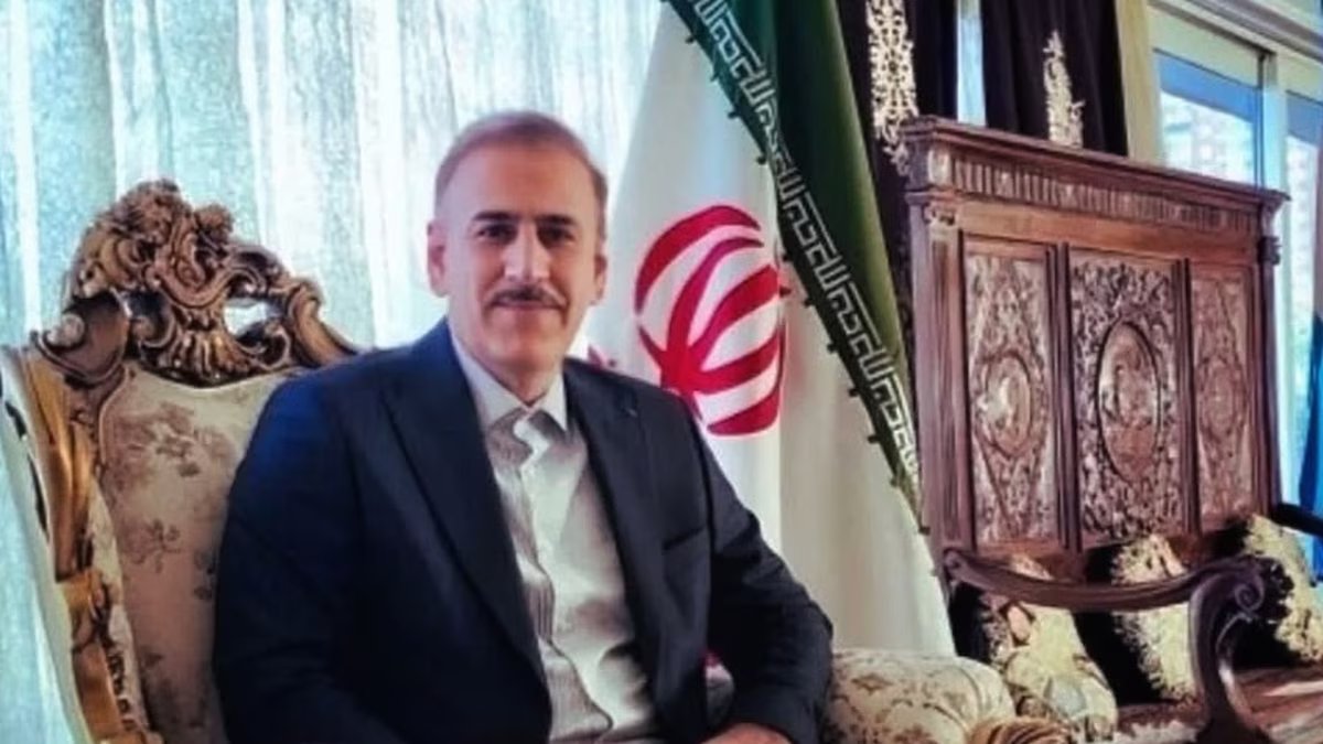 O governo confirmou que o principal representante diplomático do Irã já deixou a Argentina