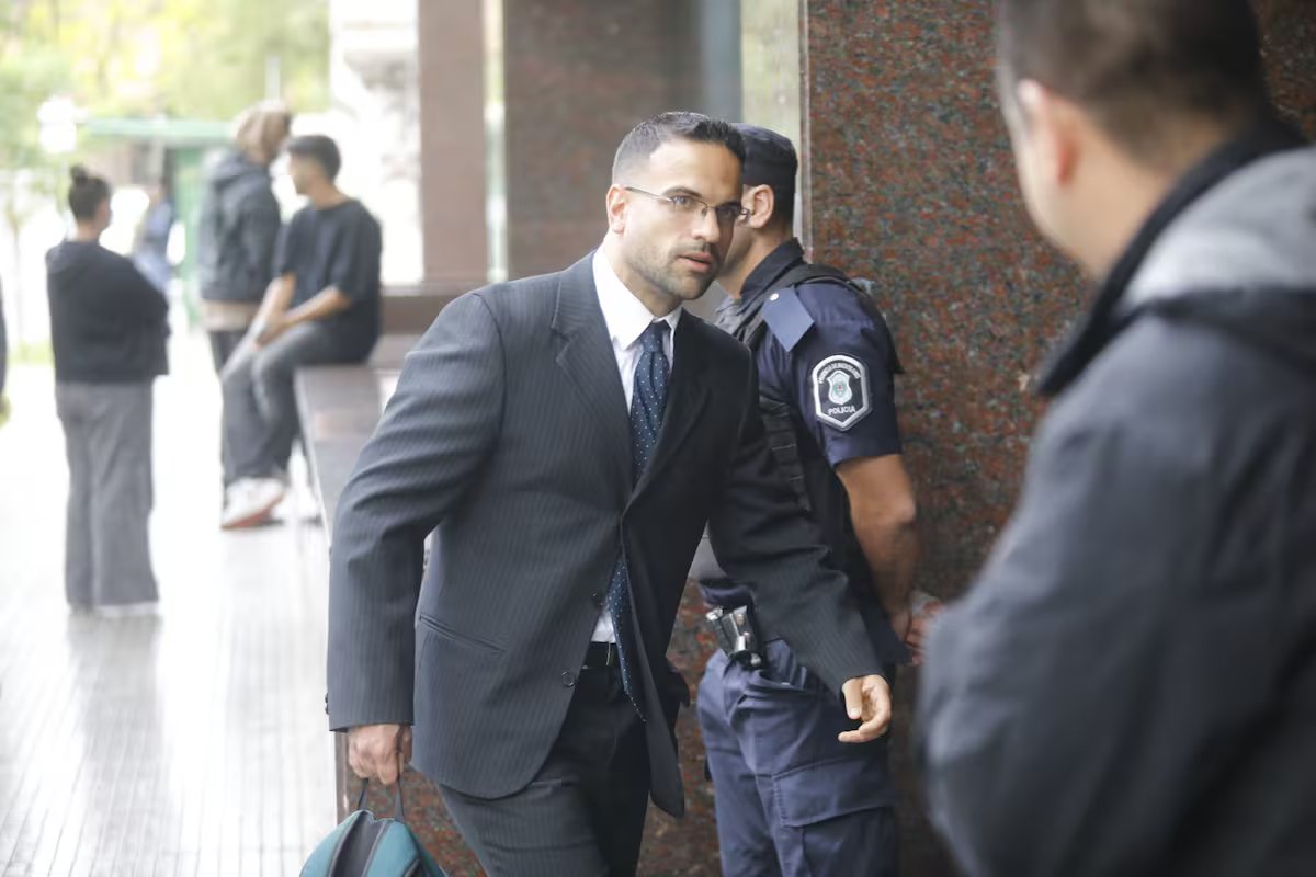 O julgamento da morte de Diego Maradona. a expectativa do depoimento de um dos acusados, o psicólogo Carlos Dias;