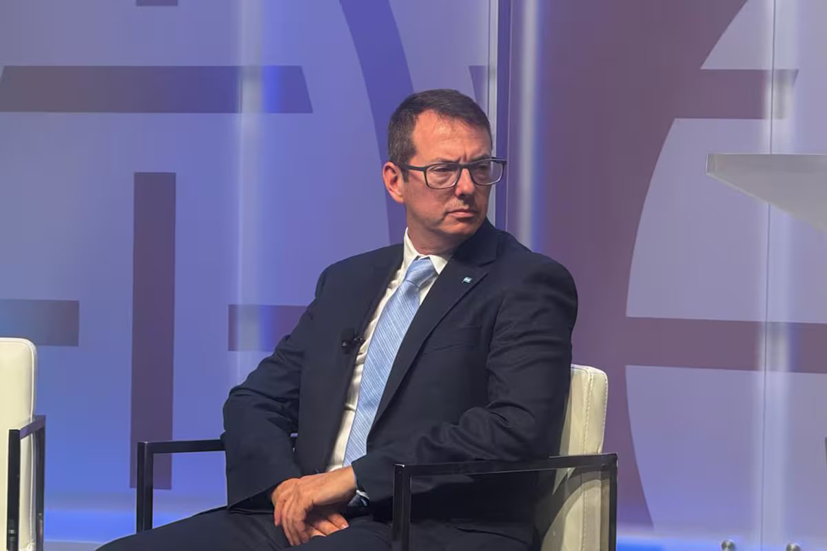 O ministro das Finanças disse em Washington que o governo “se sente confortável com o nível de gastos”.