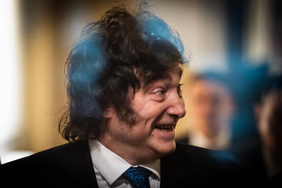 O novo ataque de Millet aos jornalistas após o relatório de gestão de Adorni