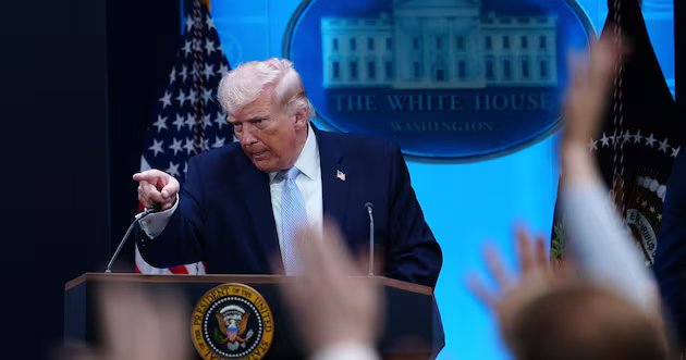 O pedido de orçamento de Trump ignora a dívida do país