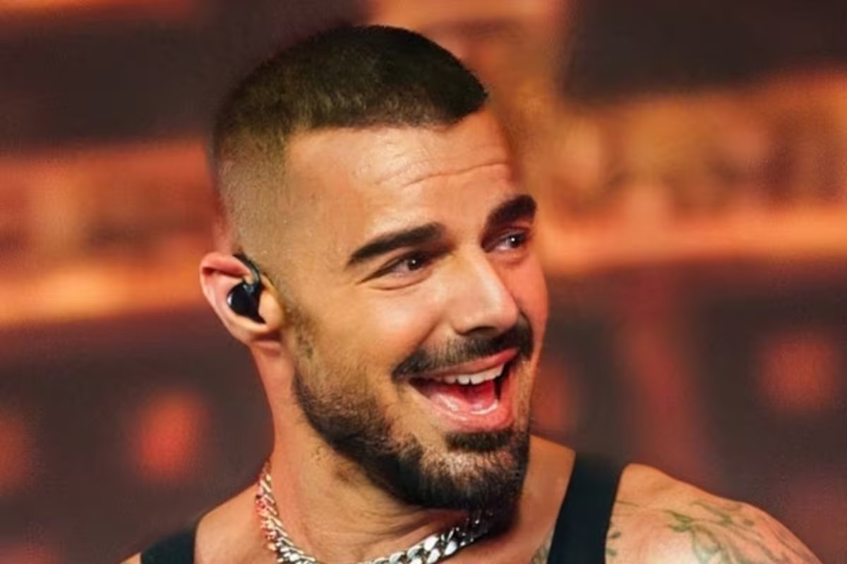 O primeiro show de Ricky Martin começou no campo de pólo argentino