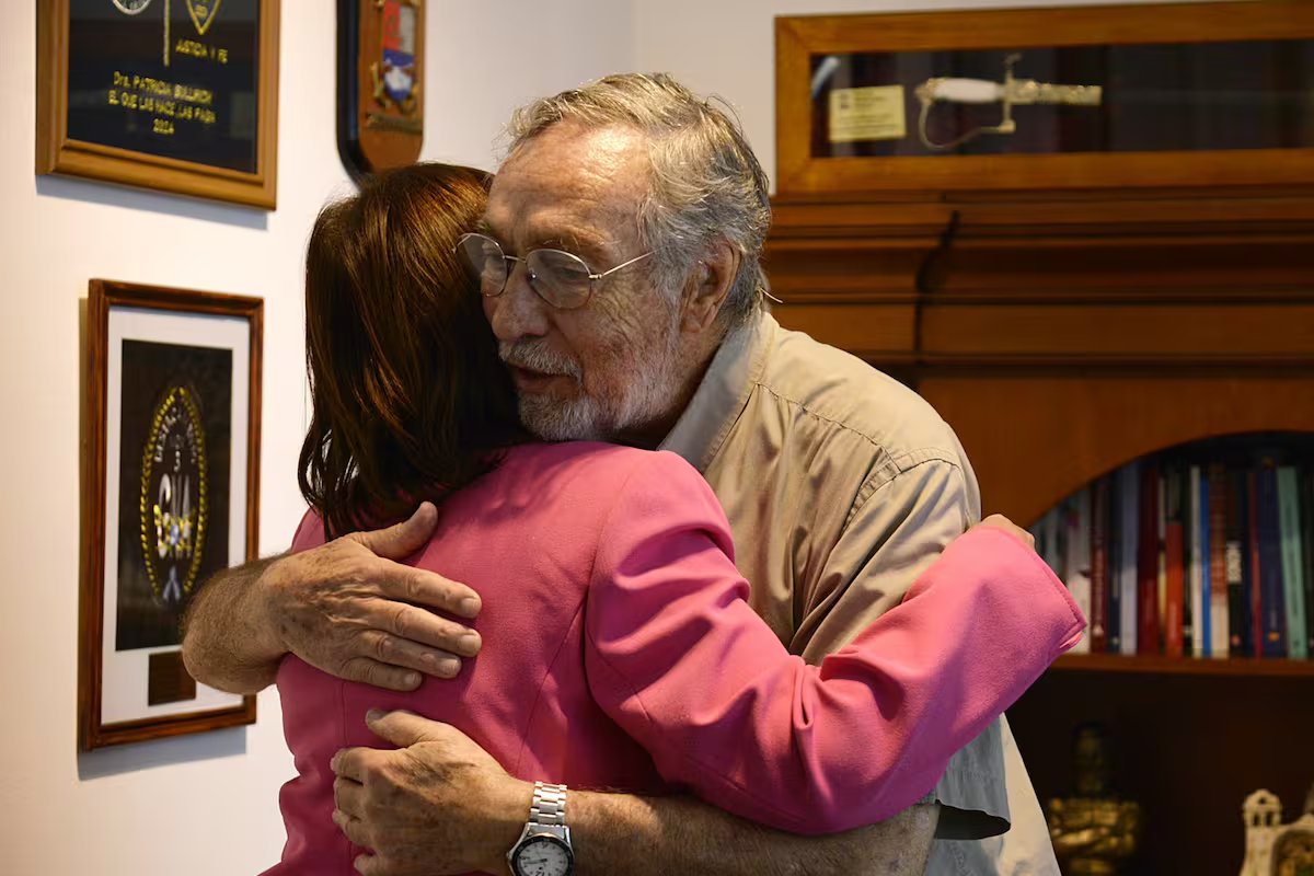 O silêncio de Millais e de seus ministros antes da morte de Luis Brandoni. apenas Ciefeli, Bulrich e Petri demitiram o ator.