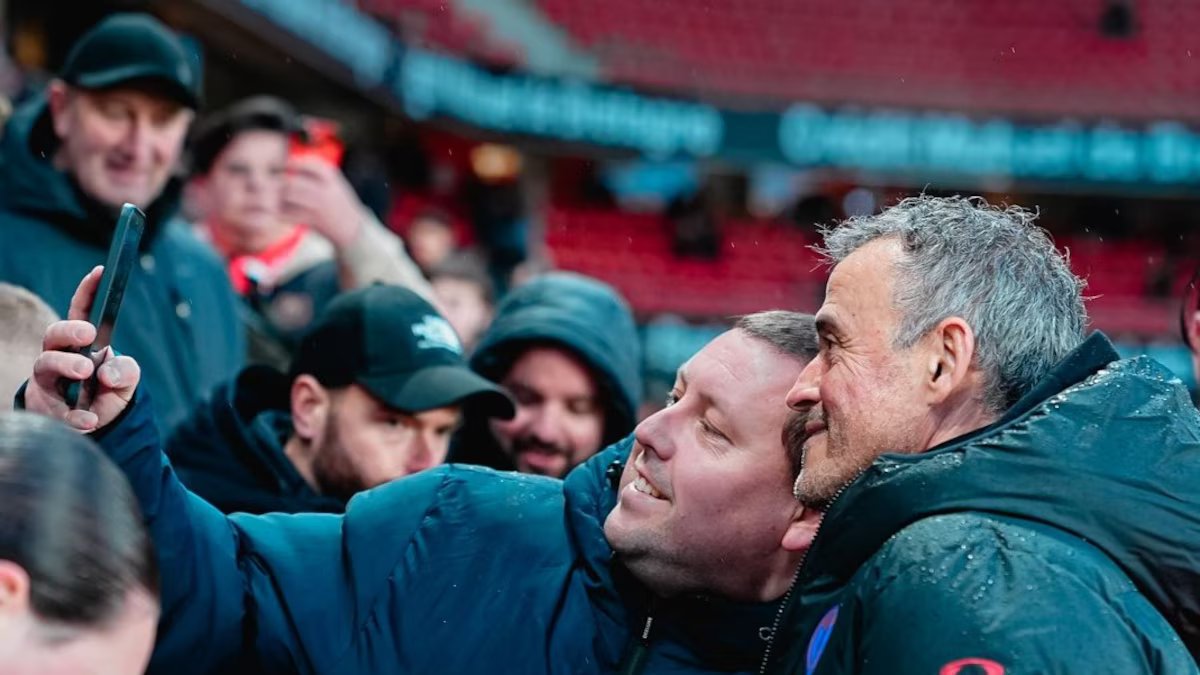 O treinador de referência que leva o nome de Guardiola, desde a publicação salarial até a próxima “descoberta” tática.