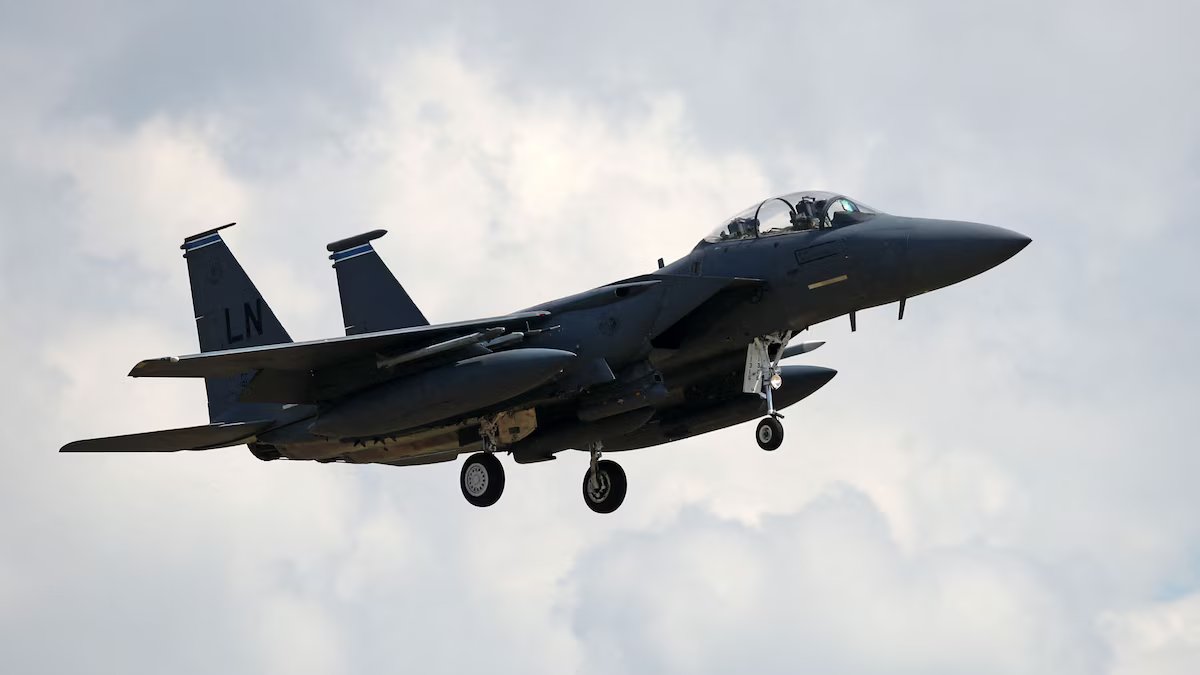Os EUA resgataram o segundo piloto que se perdeu depois que o caça F-15 foi abatido.