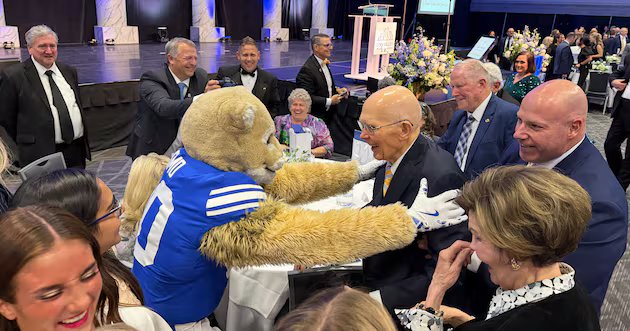 Presidente Oaks e ex-presidentes da BYU são ‘pilares do vale’ – Deseret News