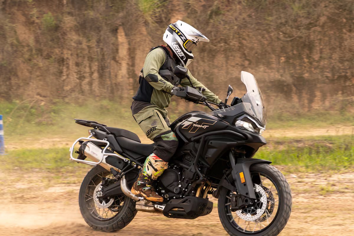 Produzem uma motocicleta ideal para a cidade, mas também para aventuras off-road; como é e quanto custa?