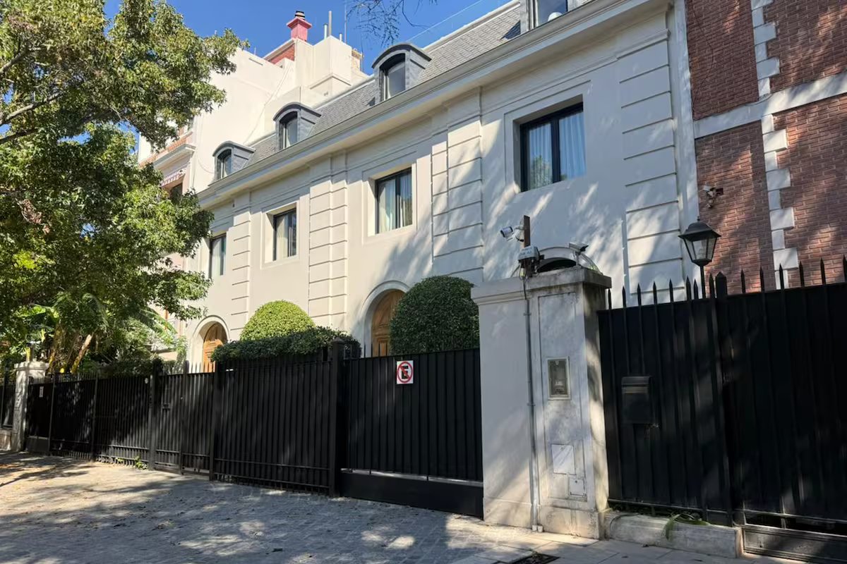 Quem é o milionário que pagou US$ 12 milhões pela mansão em frente à casa de Susana Jiménez, no Barrio Parque