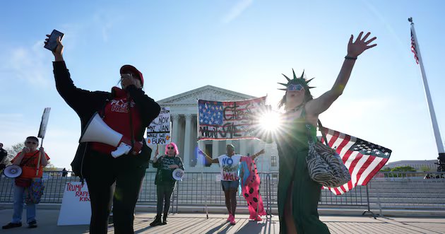 Quem pode se tornar um americano? Suprema Corte retira cidadania por primogenitura – Deseret News