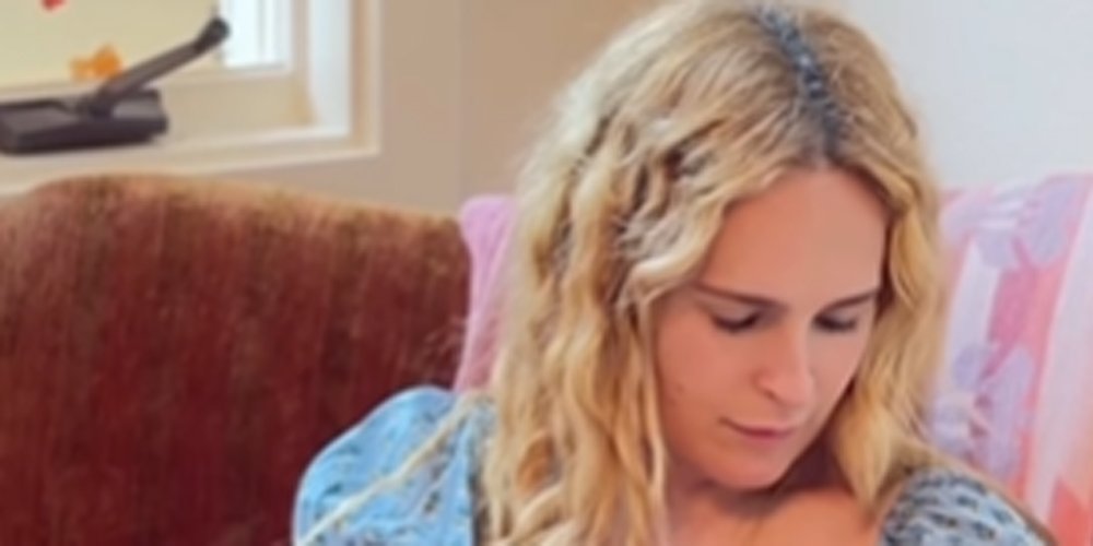 Rumer Willis rebate críticas aos pais em vídeo de amamentação com a filha Louetta, de quase 3 anos | Louetta Thomas Willis, Rumer Willis | Notícias e fofocas sobre celebridades | Entretenimento, fotos e vídeos