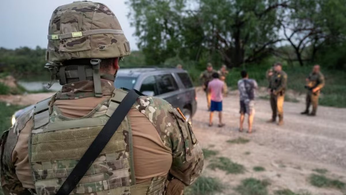 Serviço seletivo obrigatório nos Estados Unidos. que os imigrantes devem registar-se no prazo de 30 dias e o que acontece se não o fizerem