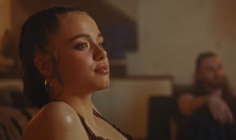 Shiloh Jolie conseguiu papel em videoclipe em ‘audição aberta’ e seus pais famosos só foram revelados mais tarde | Bebês celebridades, Dayoung, Shiloh Jolie, Shiloh Jolie Pitt | Notícias e fofocas sobre celebridades | Entretenimento, fotos e vídeos
