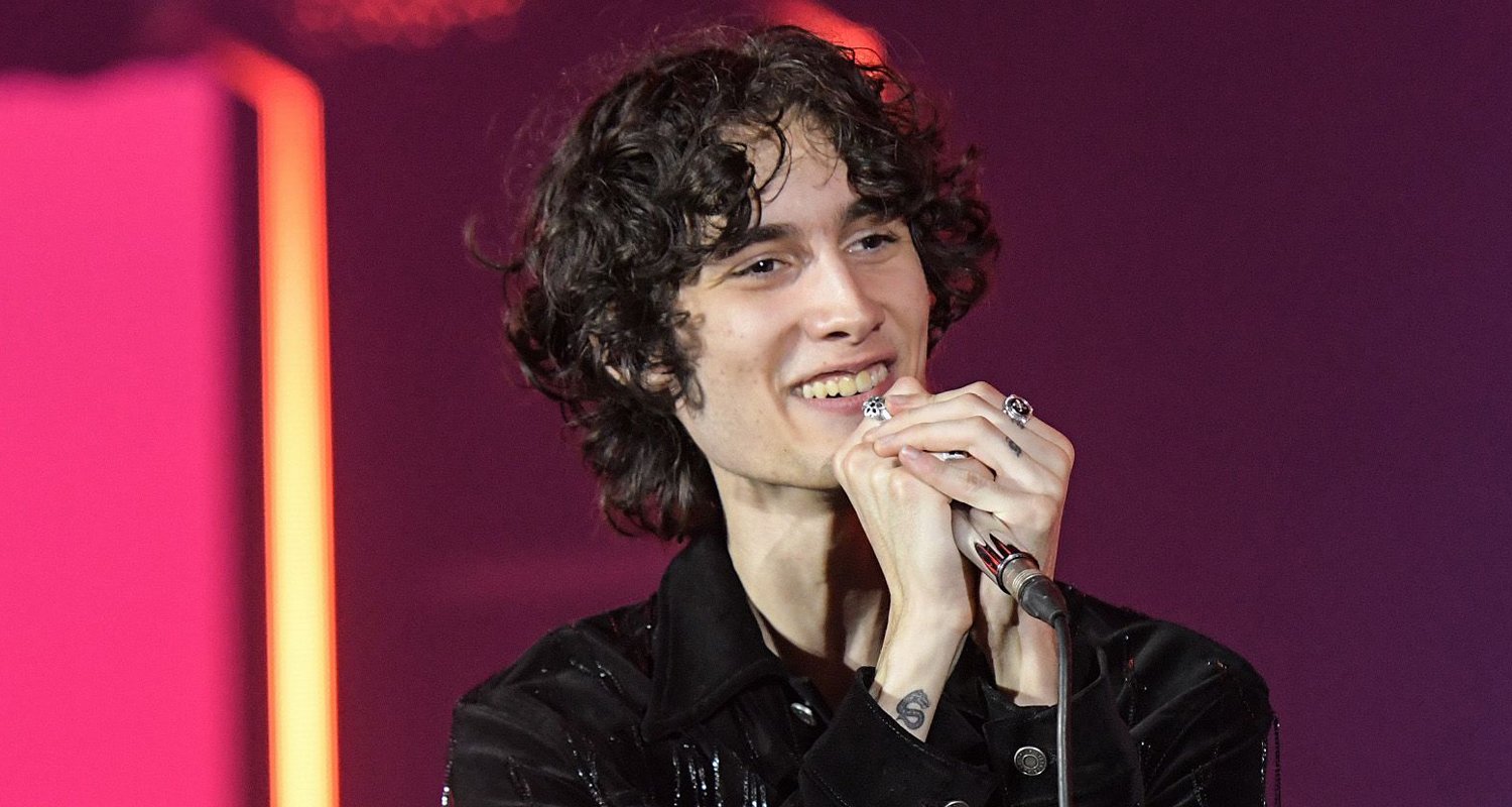 Sobr revela status de relacionamento em entrevista ao Nylon Guys, fala sobre ter cuidado com sua presença online, conseguir o apoio de Taylor Swift e muito mais! | Revista, Sombria | Notícias e fofocas sobre celebridades | Entretenimento, fotos e vídeos