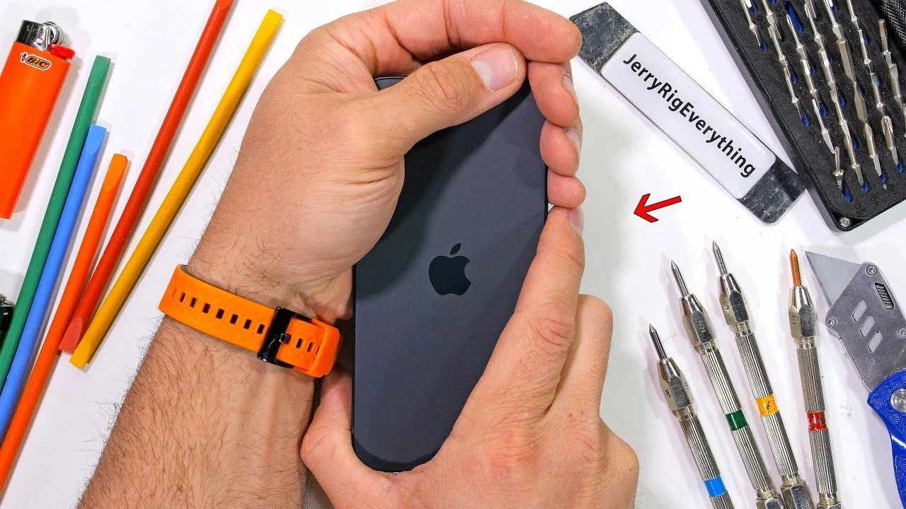 Teste de durabilidade do iPhone 17e: O Ceramic Shield 2 aguenta?