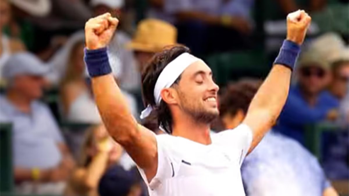 Tirante e Burruchaga bateram forte contra as duas figuras do circuito e se enfrentarão nas semifinais