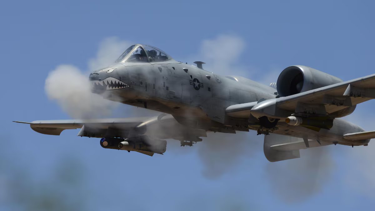 Um segundo destróier americano foi destruído perto do Estreito de Ormuz