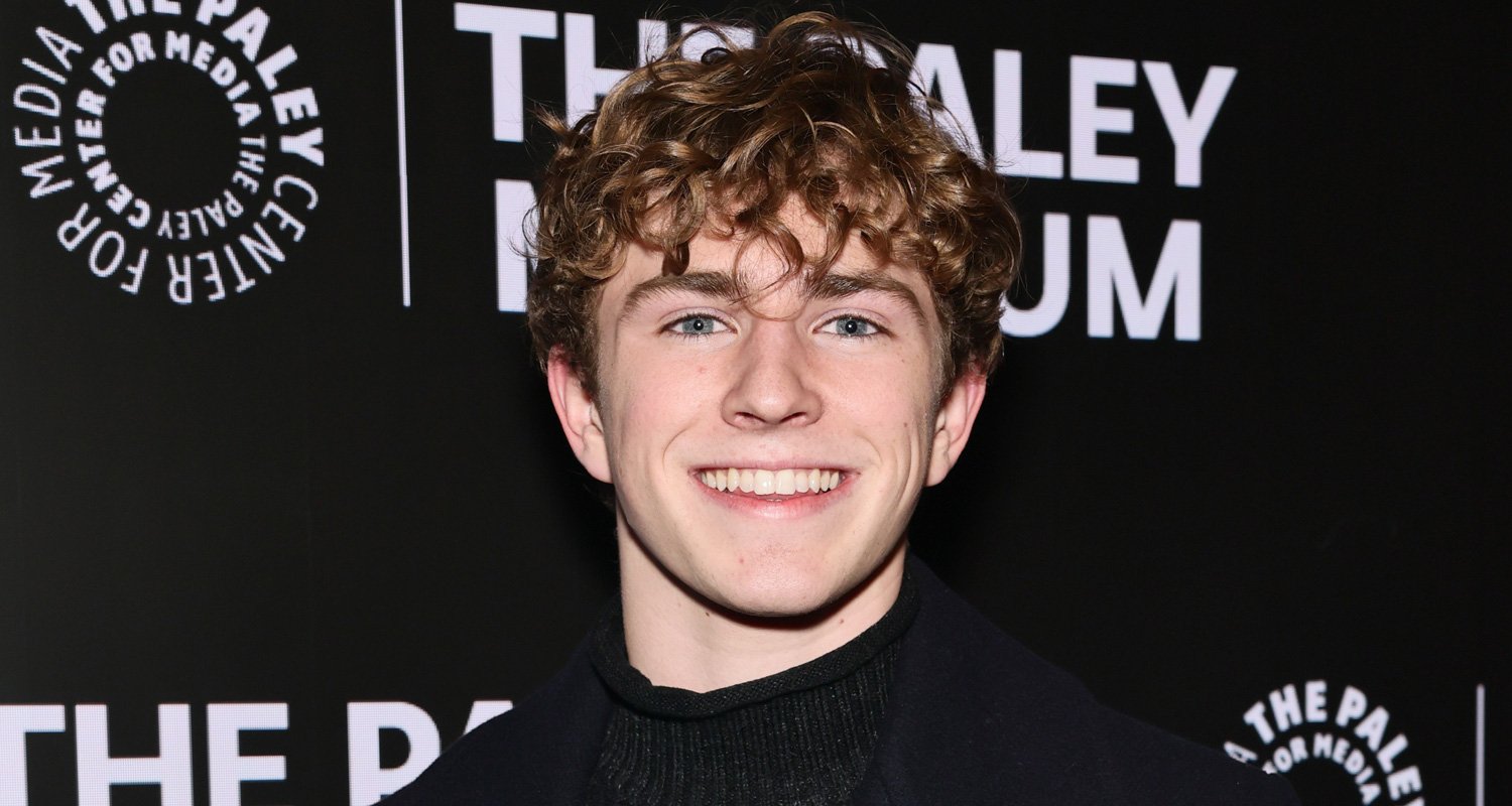 Walker Scobell, de Percy Jackson, diz que não irá ao baile e pede aos fãs que parem de enviar ameaças de morte às meninas | andador scobell | Notícias e fofocas sobre celebridades | Entretenimento, fotos e vídeos