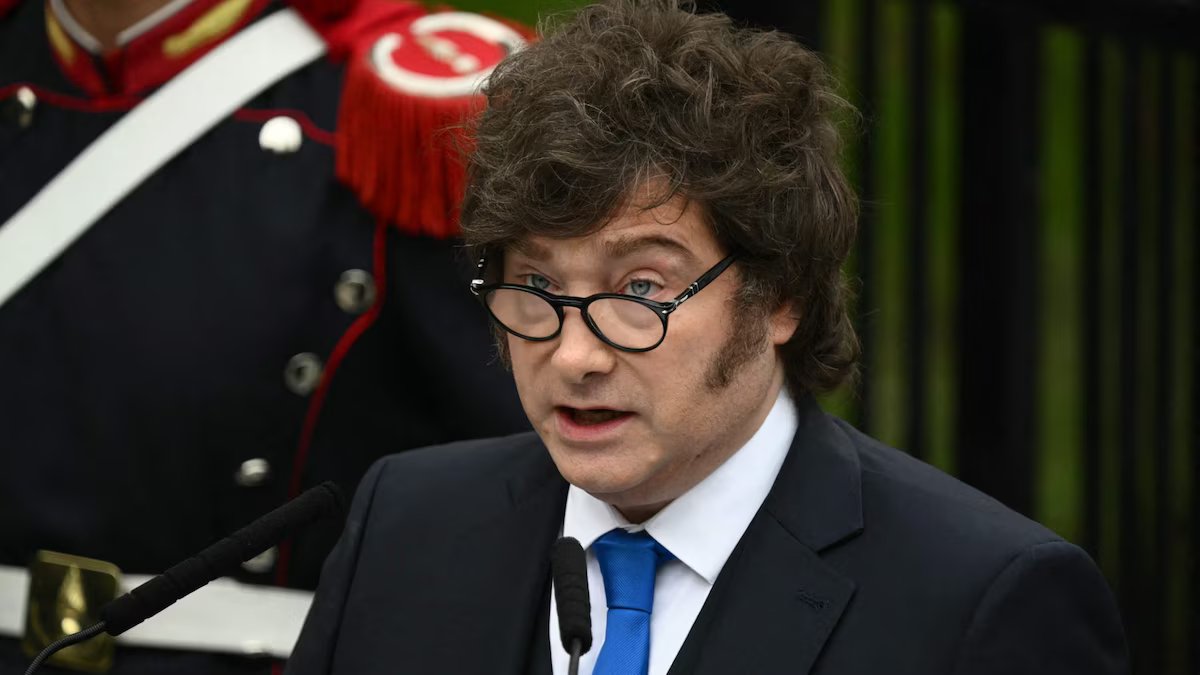 Xavier Miley e seus eventos ao vivo. apoio oficial a Adorni e reações à expulsão de um diplomata iraniano