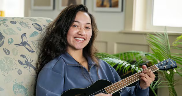 A cantora de Utah, Liahona Olayan, fala sobre ‘American Idol’, fé e novas músicas – Deseret News