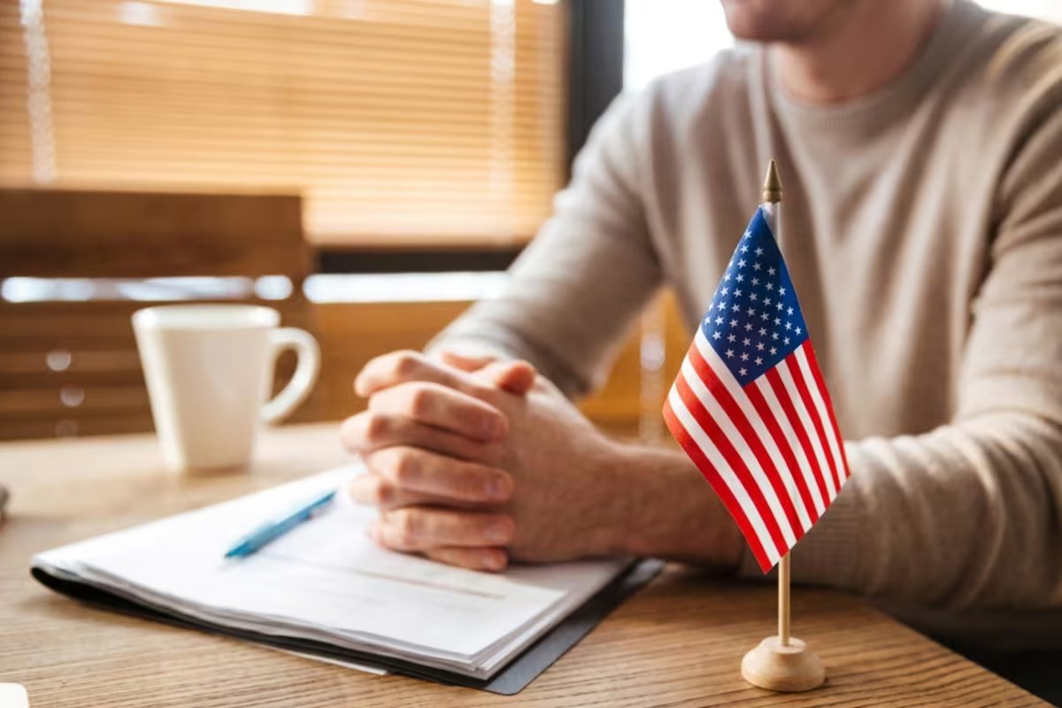 A verdade revelada sobre as entrevistas de cidadania do USCIS: o que realmente acontece nos EUA