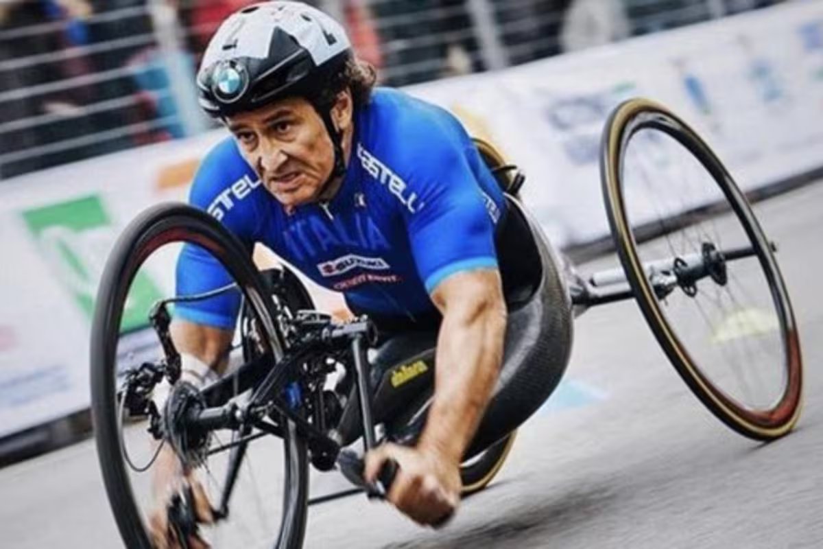 Alex Zanardi, um piloto de vontade inquebrantável, um homem que desafia os golpes do destino, morreu.