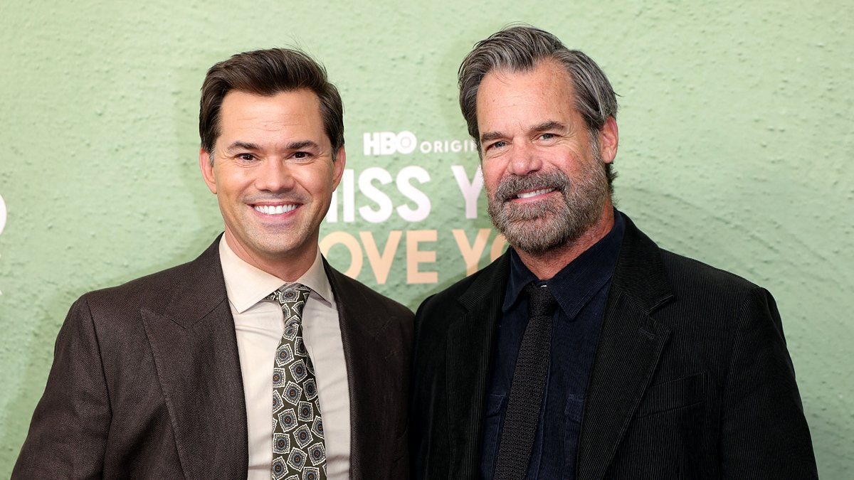 Andrew Rannells é apoiado pelo parceiro Tuc Watkins na estreia do filme ‘Miss You, Love You’! – Just Jared – Notícias e fofocas sobre celebridades