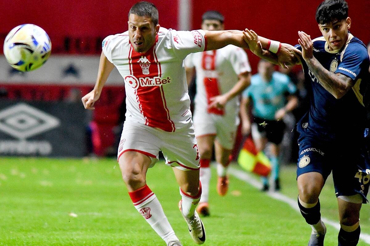 Argentinos Juniors x Furacão ao vivo pelo torneio Apertura