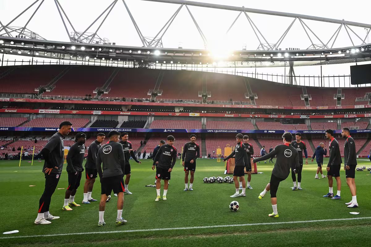 Arsenal e Atlético de Madrid depois da final da Liga dos Campeões que perseguem há anos